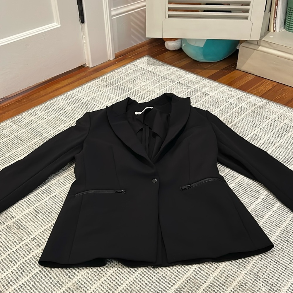 Veronica Beard snap-in blazer